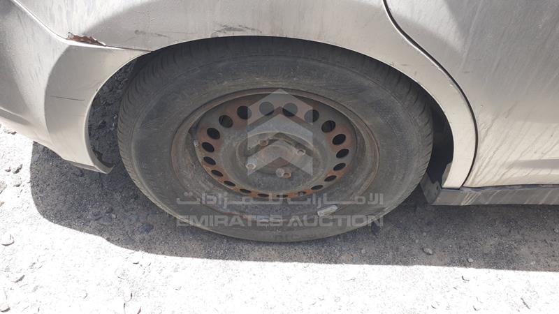 JN1CC13C76T003133 Auction: EmiratesAuction Lot: 409145 JN1CC13C76T003133 Nissan 2006 SILVER Photo 27