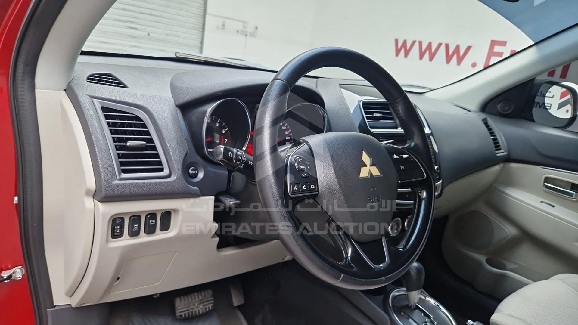 2017 MITSUBISHI ASX VIN: JE4LP21U6HZ700429