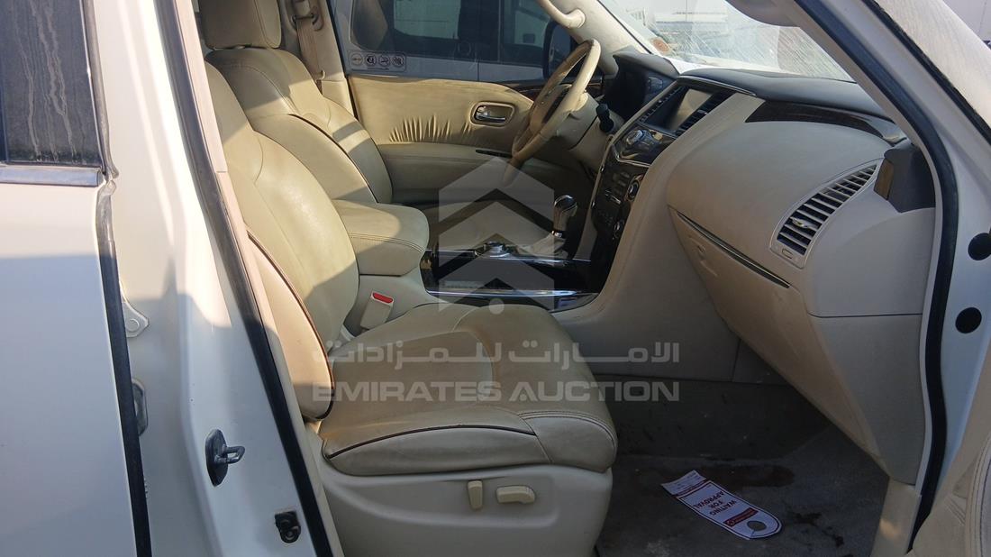 نيسان باترول 2019 — زاوية الراكب الأمامي للمقعد — صورة 22