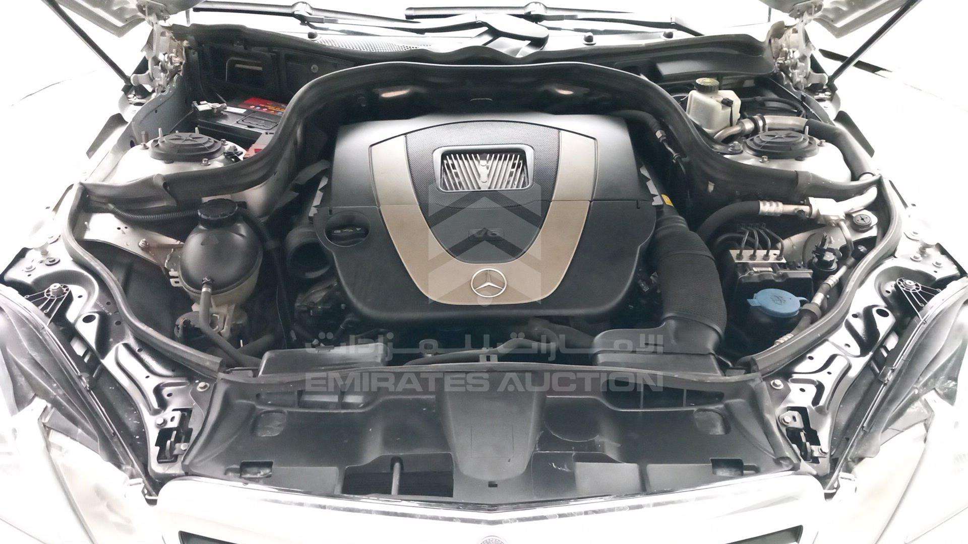 2011 MERCEDES E350 VIN: WDDHF8HB1BA303636