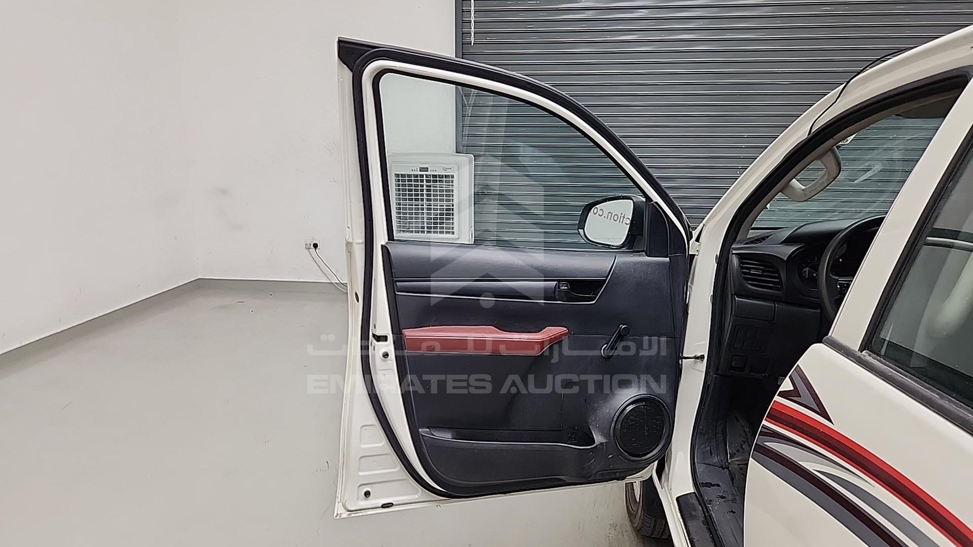 2022 TOYOTA HILUX VIN: MR0DX9CD5N2527741