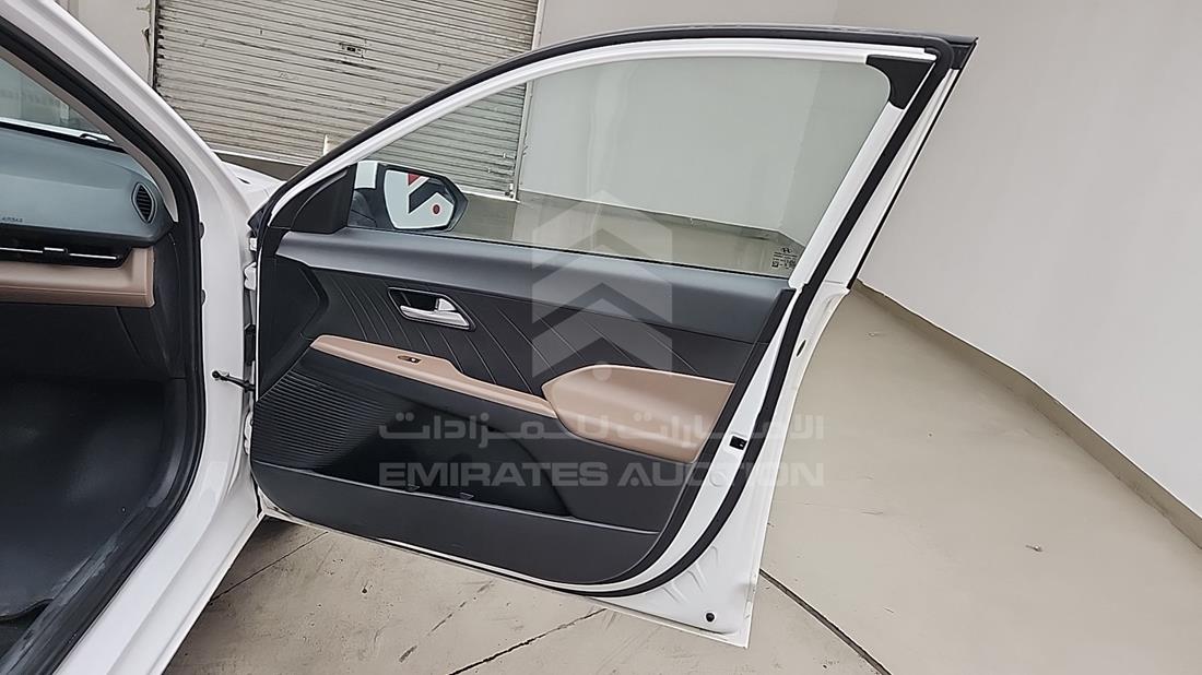 2025 Hyundai Accent — Front Right Door — Photo 30