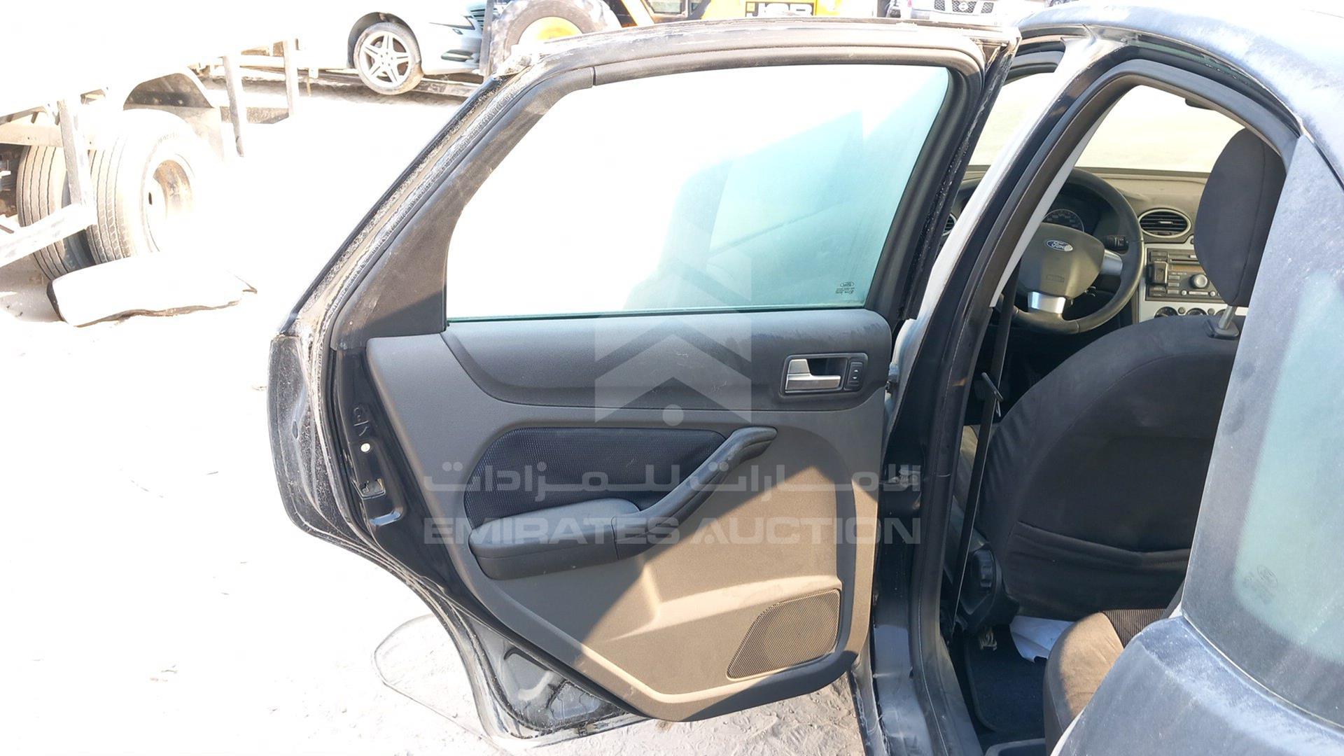 2007 FORD FOCUS VIN: WF0TD65L27LG11017