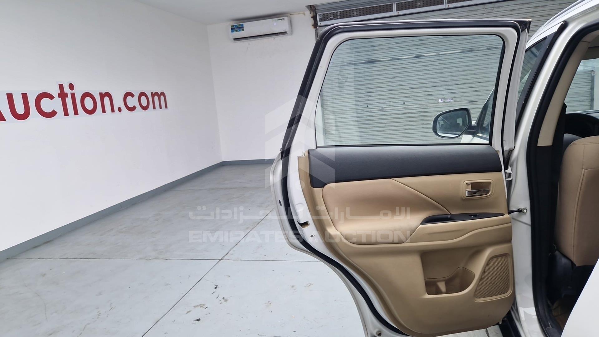 2016 MITSUBISHI OUTLANDER VIN: JMYXTGF3WGZ702666
