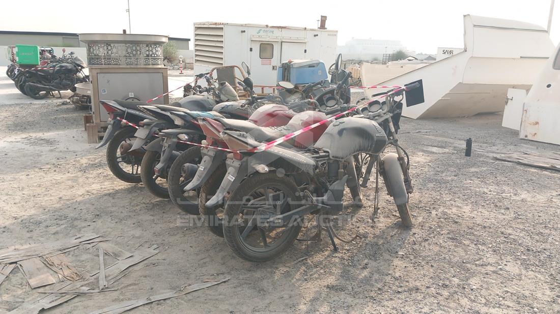 5 Motorbikes — Rear Right Angle — Photo 10