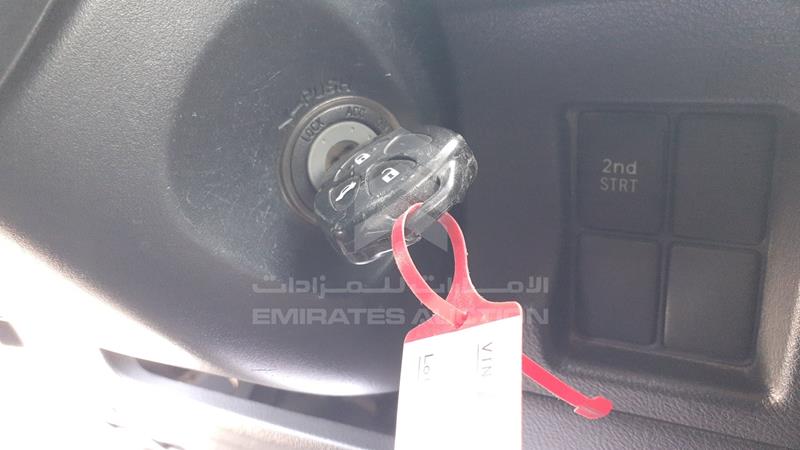 JTEBX9FJ7DK110252 Auction: EmiratesAuction Lot: 409139 JTEBX9FJ7DK110252 Toyota Land Cruiser Prado 2013 WHITE Photo 6
