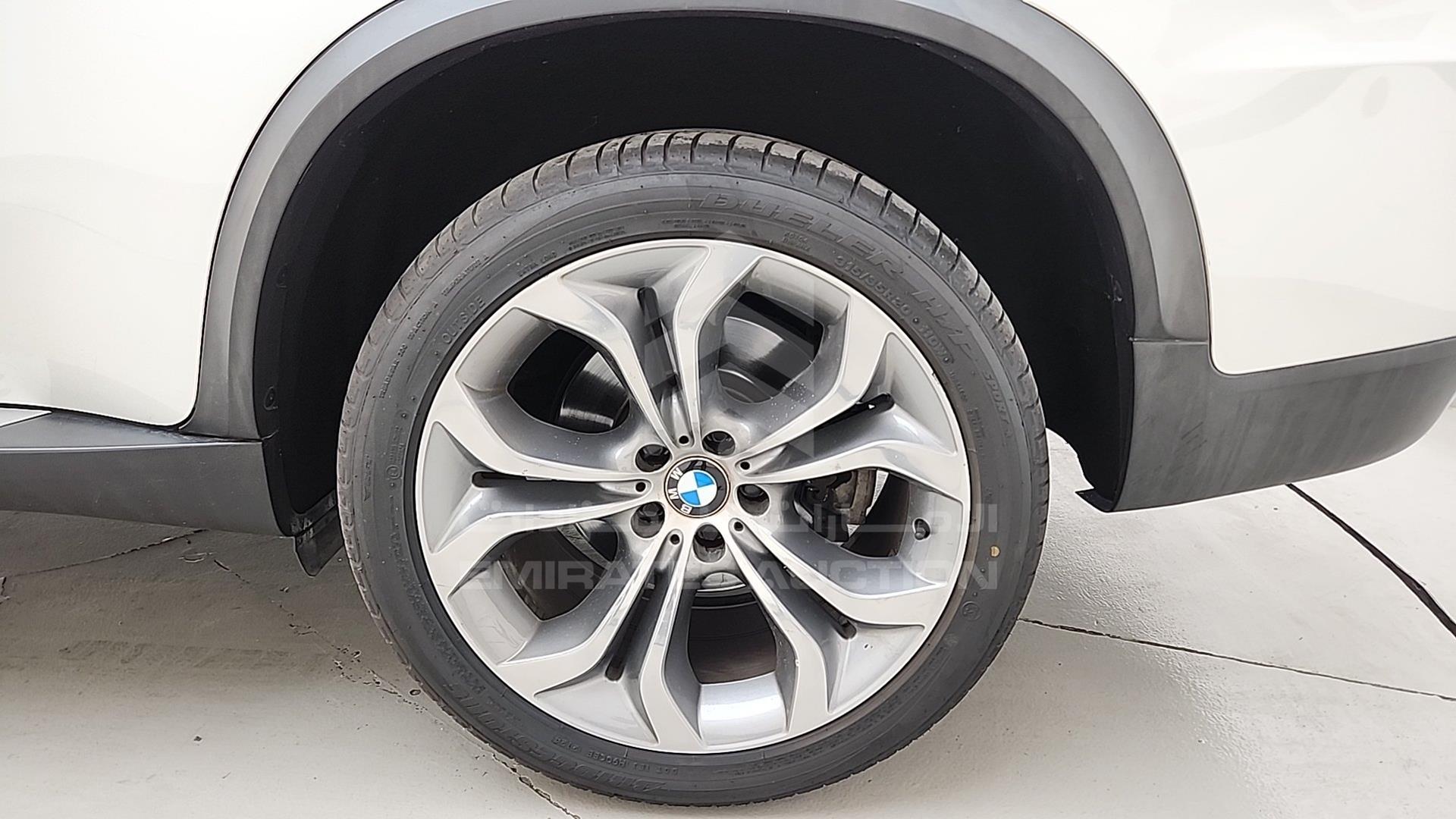 2011 BMW X5 VIN: WBAZV8103BL392685