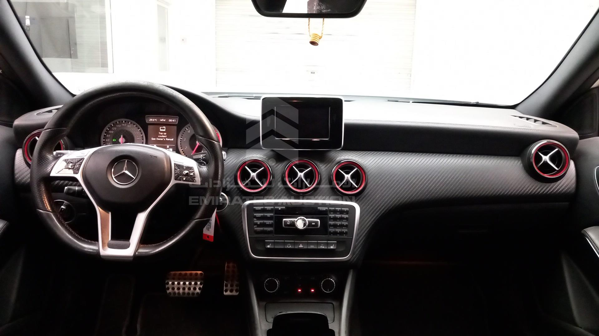 2013 MERCEDES A 250 VIN: WDDBF4EB9DJ070692