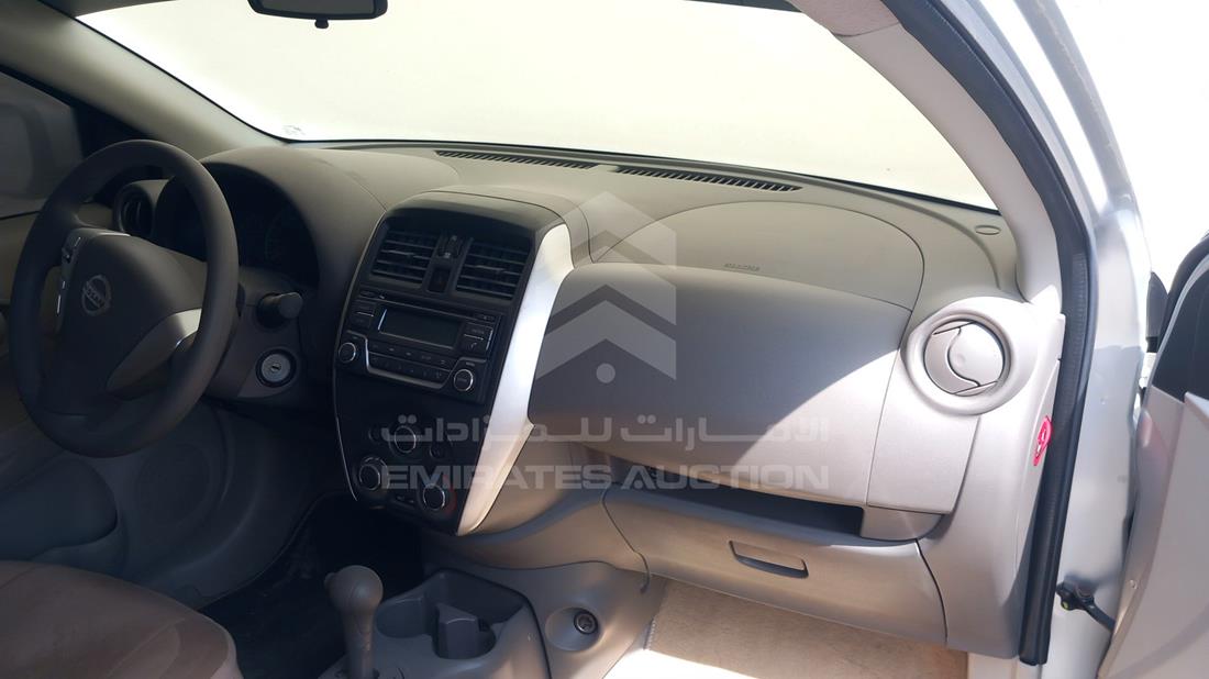 نيسان صني 2024 — زاوية واجهة الراكب الأمامي الأيمن — صورة 23