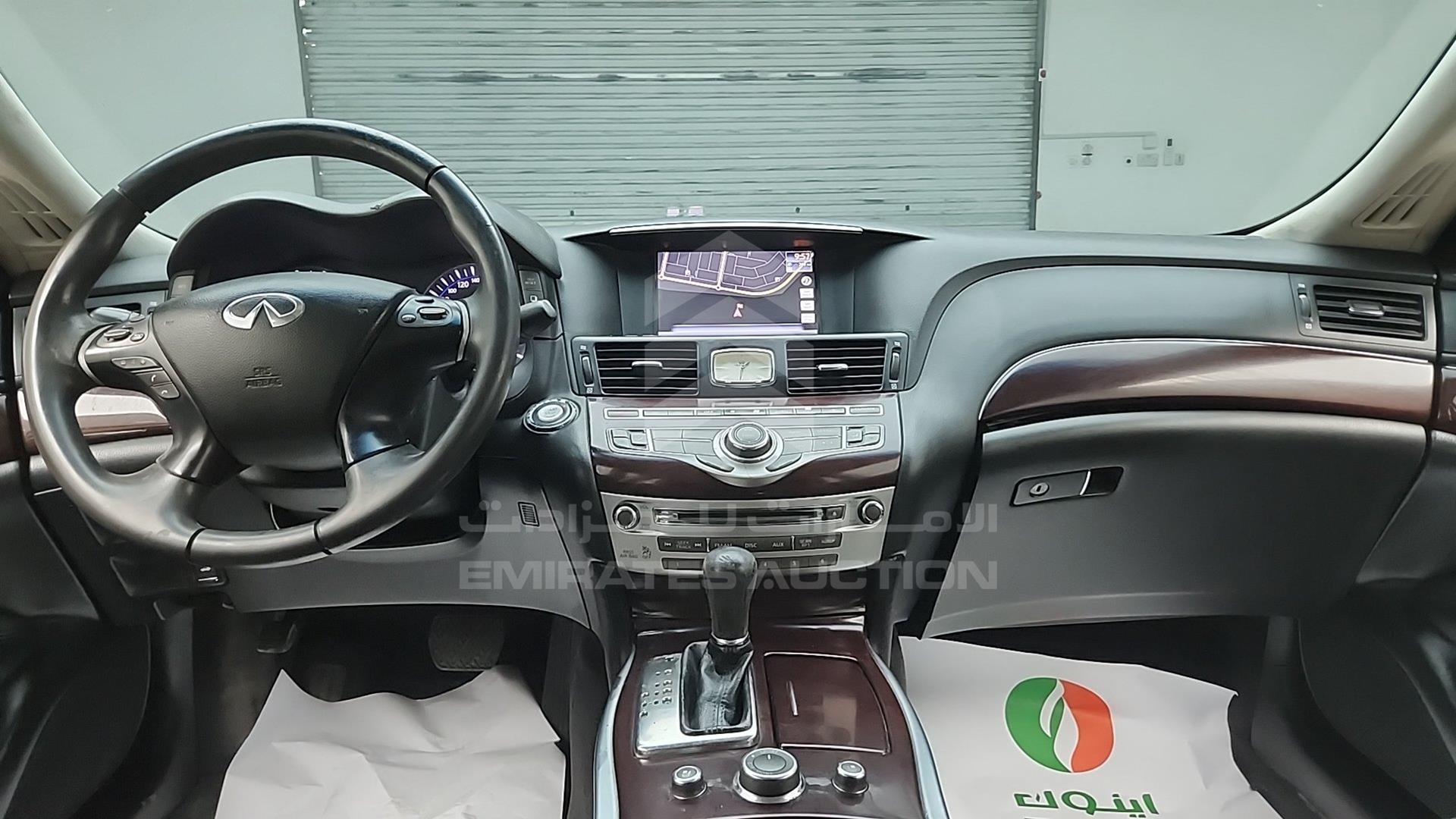 2017 INFINITI Q70 VIN: JNKBY1AP9HM340009