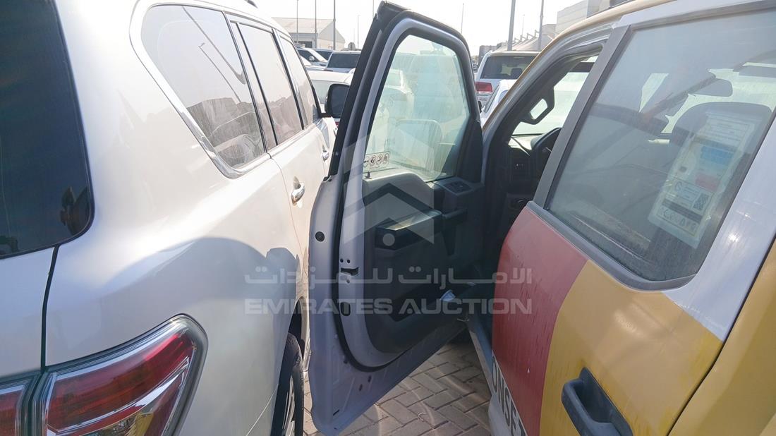 فورد اف 150 2019 — الباب الأمامي الأيسر — صورة 10