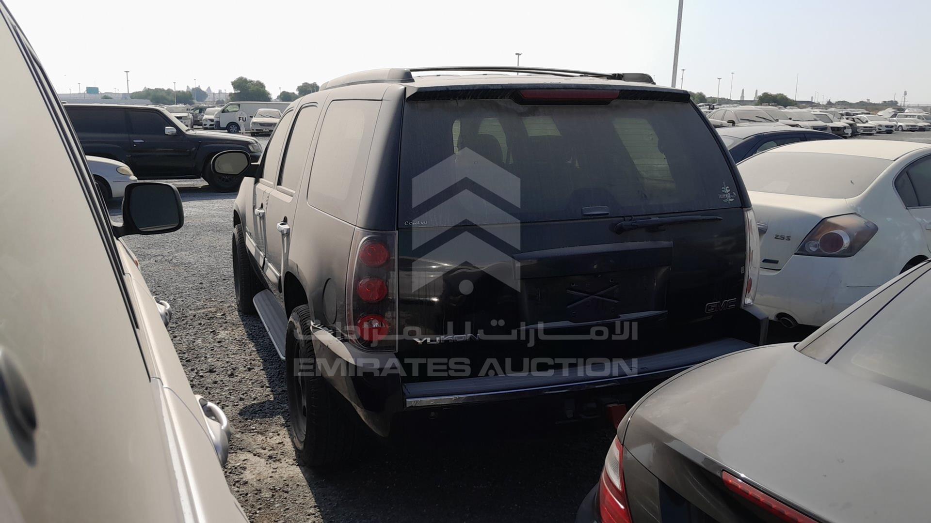 2008 GMC YUKON VIN: 1GKFK638X8J227599