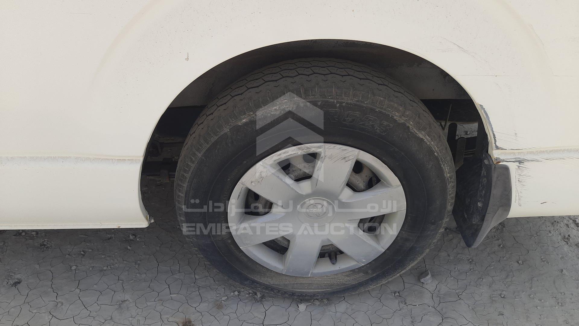 2010 TOYOTA HIACE VIN: JTGJX02PXA0030444