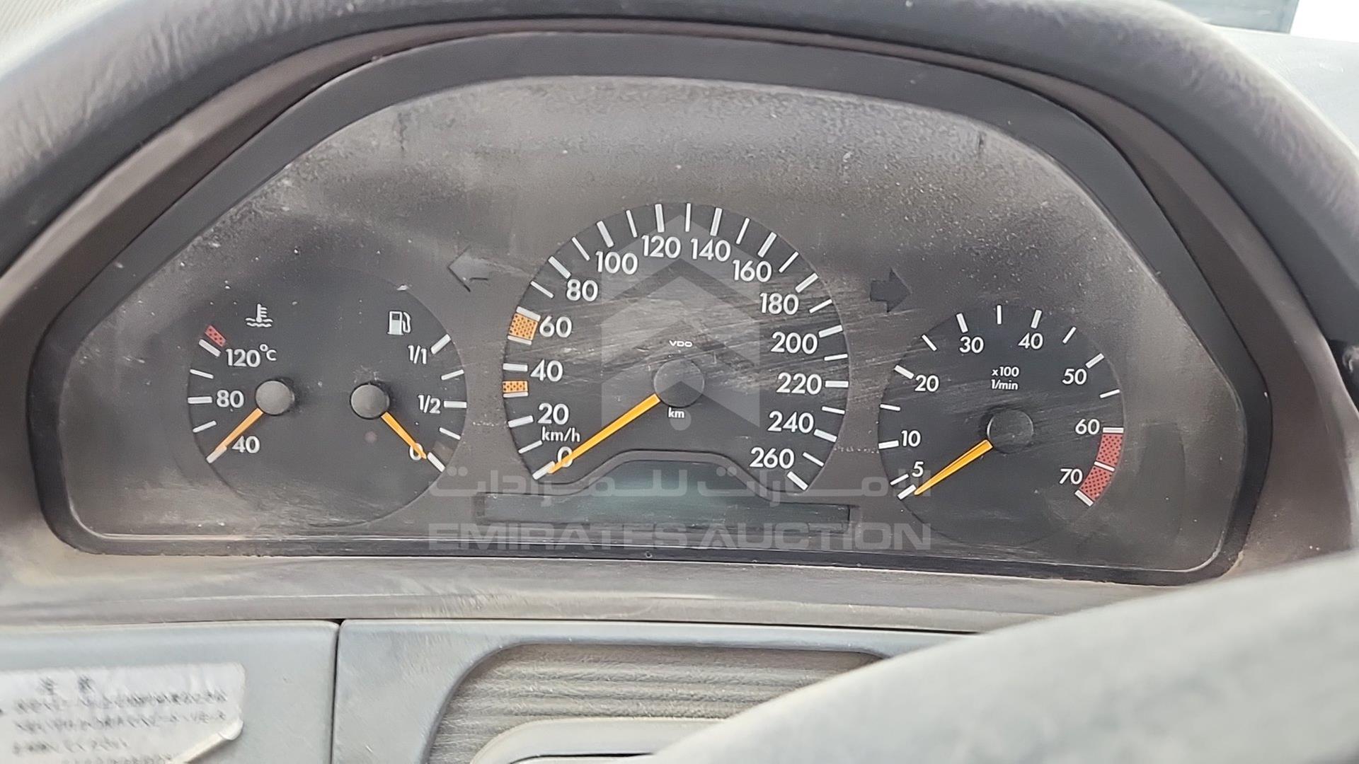 1999 MERCEDES E 55 AMG VIN: WDB2102701A824280