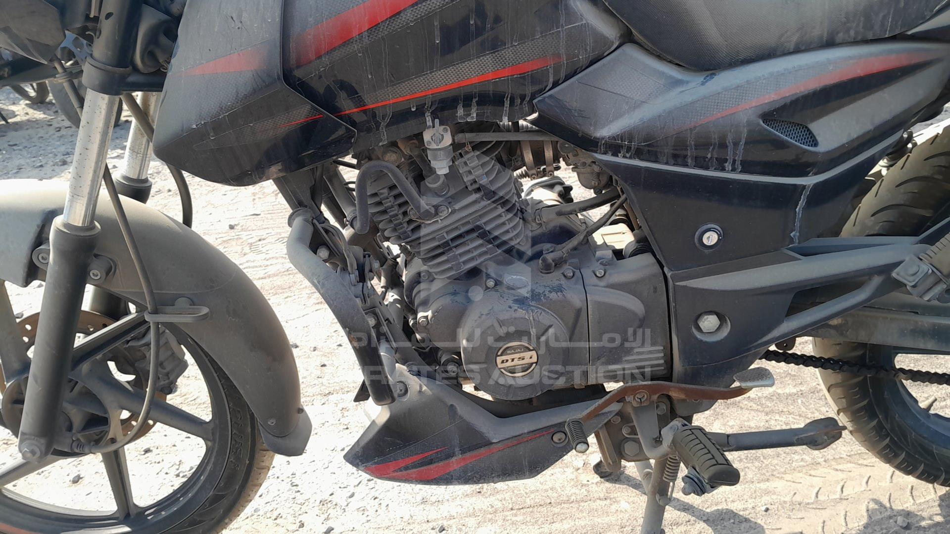 0 BAJAJ PULSAR VIN: MD2A11CX4LCE59290