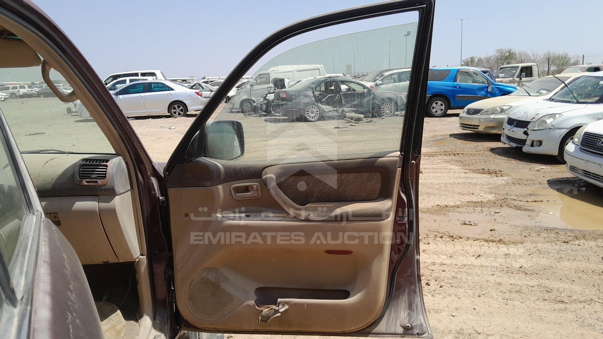 2004 TOYOTA LAND CRUISER VIN: JTEHJ09J245106837