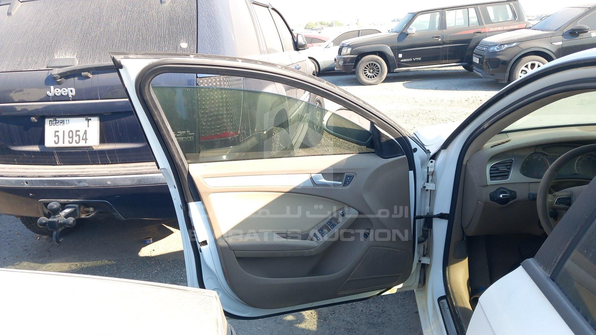 2012 AUDI A4 VIN: WAUACC8KXCA086531