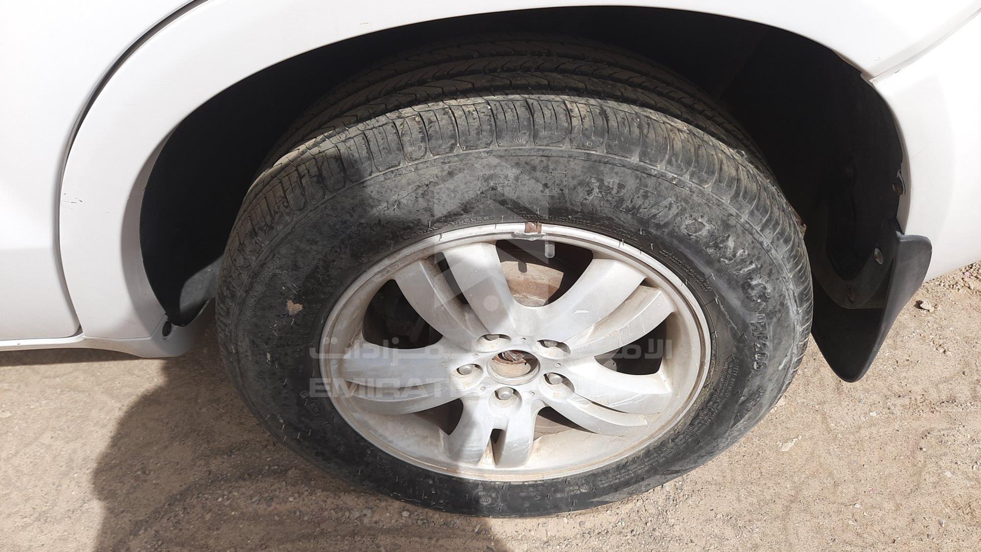 2008 HYUNDAI TUCSON VIN: KMHJM81D08U746604