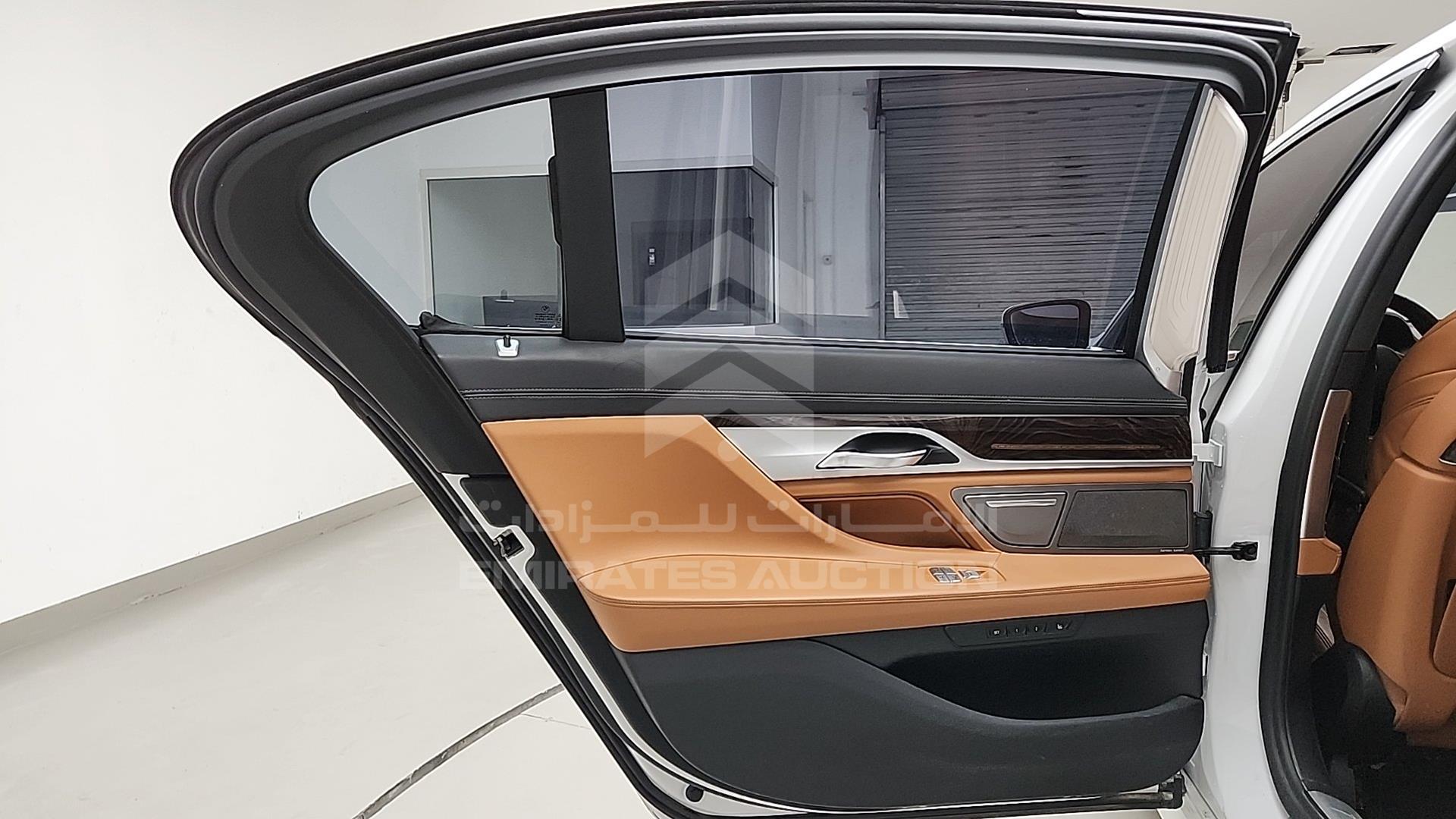 2018 BMW 740 IL VIN: WBA7E2109JBN84959