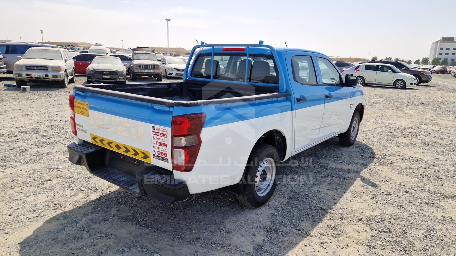 2024 ISUZU D-MAX VIN: MPAEL3376RT008775
