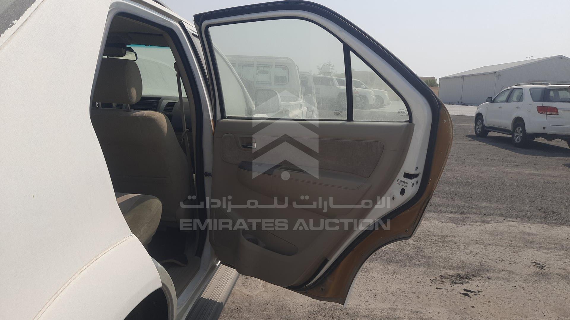 2006 TOYOTA FORTUNER VIN: MR1YU59G860005439