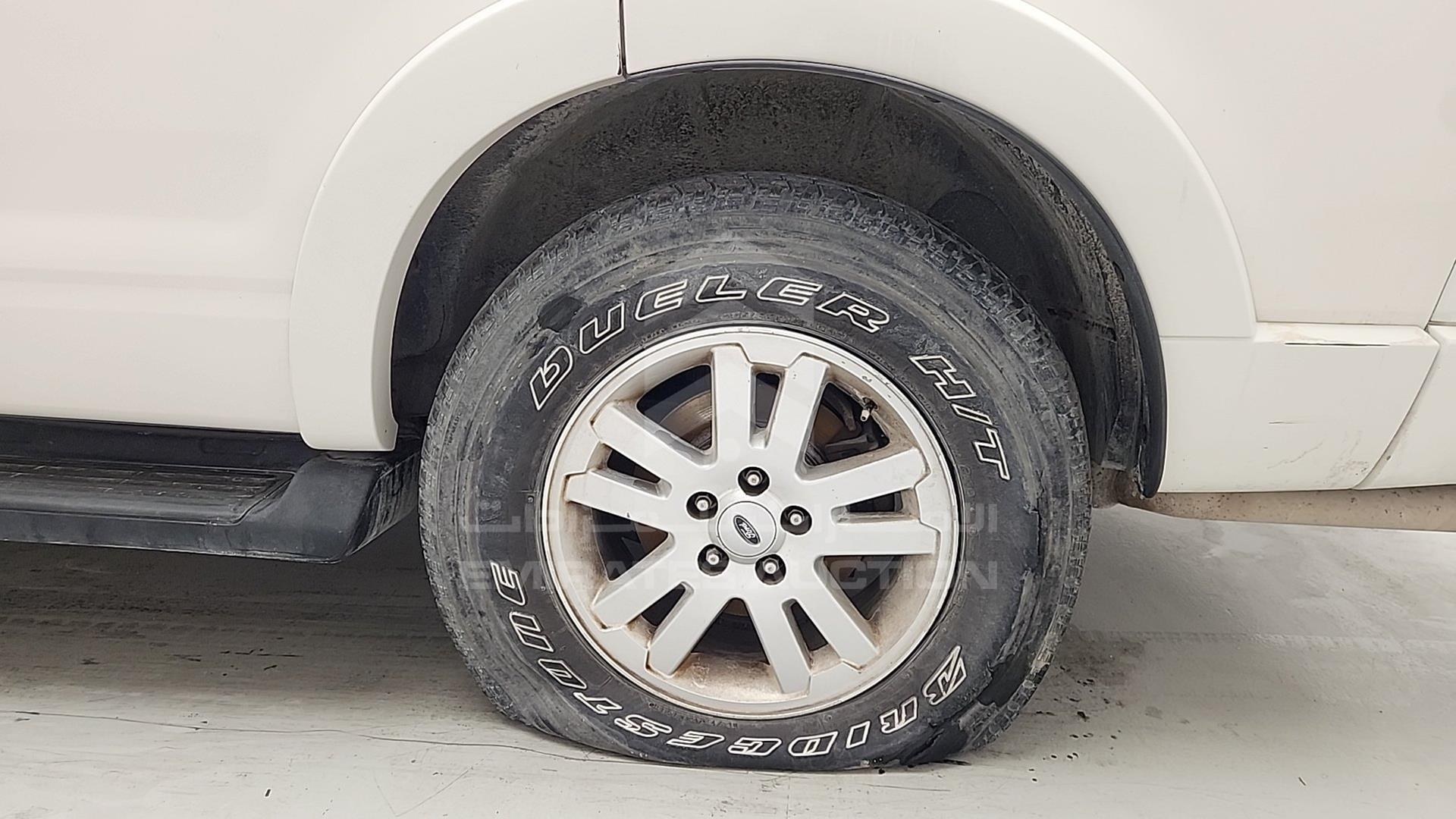 2008 FORD EXPLORER VIN: 1FMEU73E88UA72025