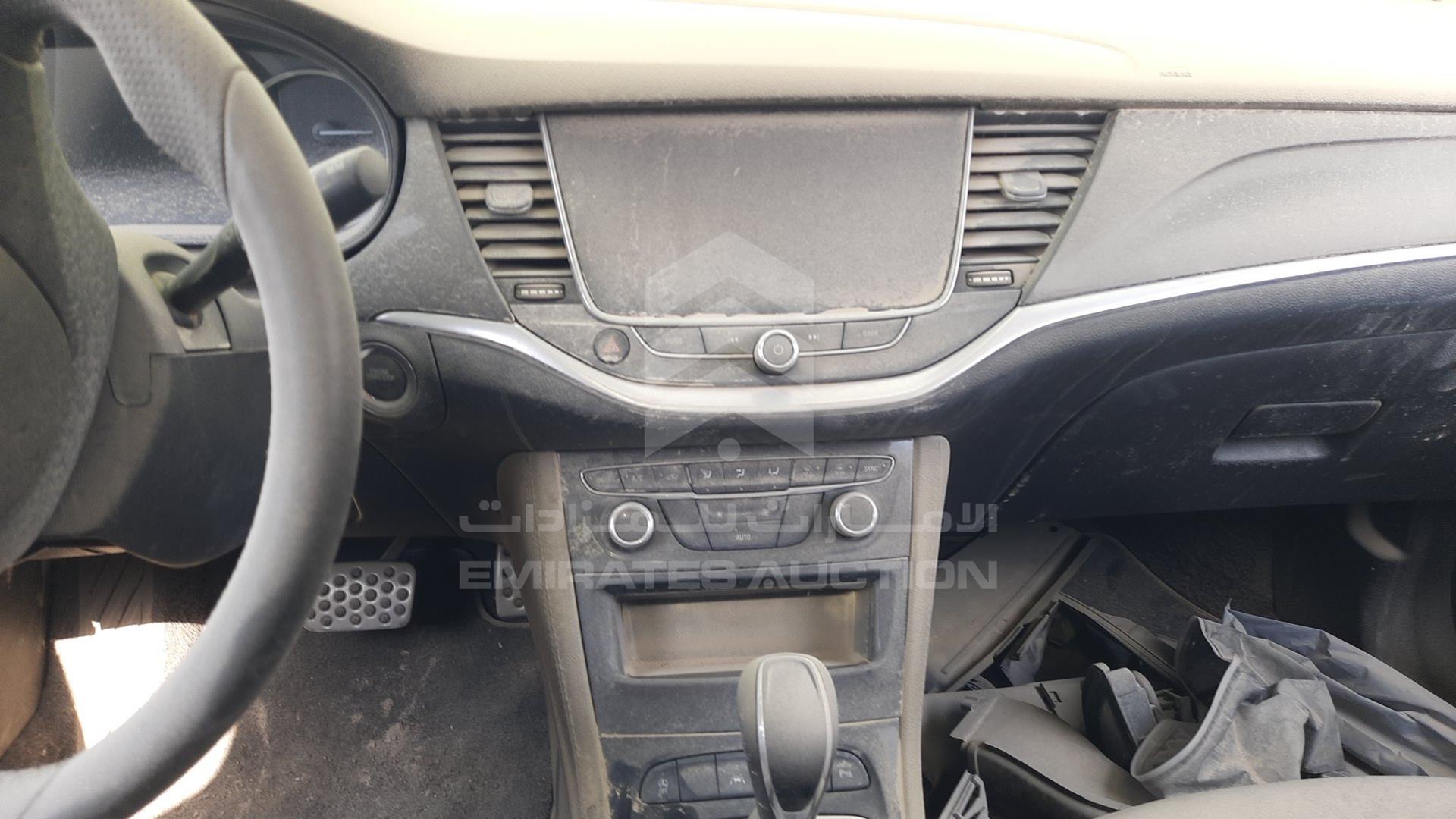 2021 OPEL ASTRA VIN: W0VBE6EC5MG007058