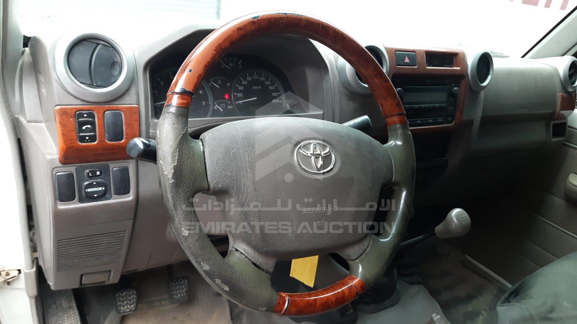 2012 TOYOTA LAND CRUISER VIN: JTFLU73J0C4531766