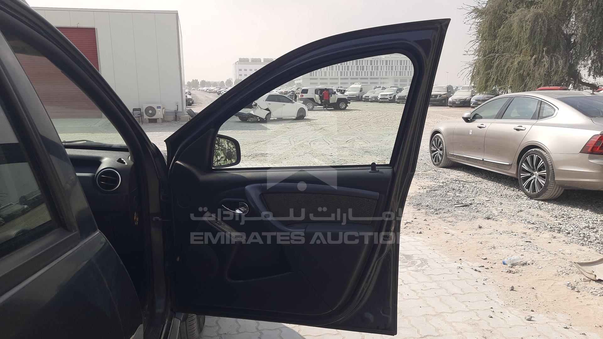 2017 RENAULT DUSTER VIN: VF1HSRCH5HA502395