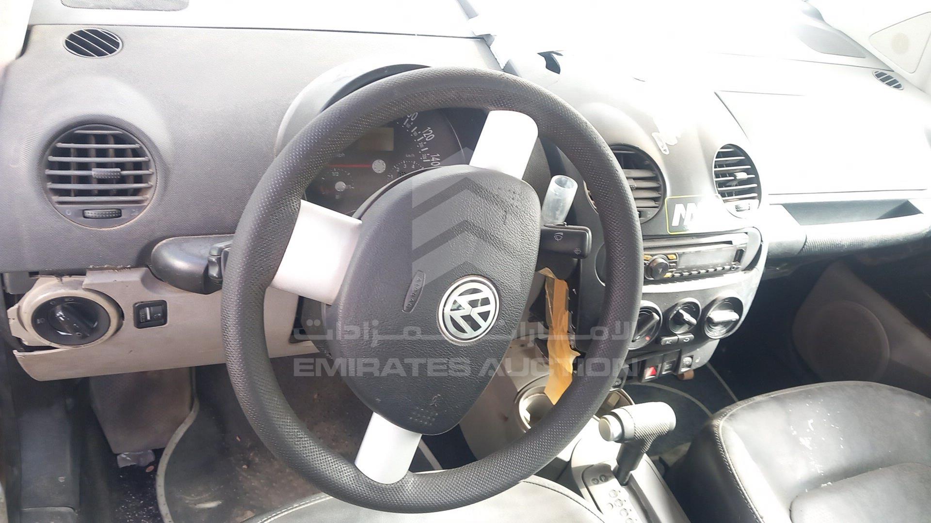 2002 VOLKSWAGEN BEETLE VIN: 3VWCK21C82M407055
