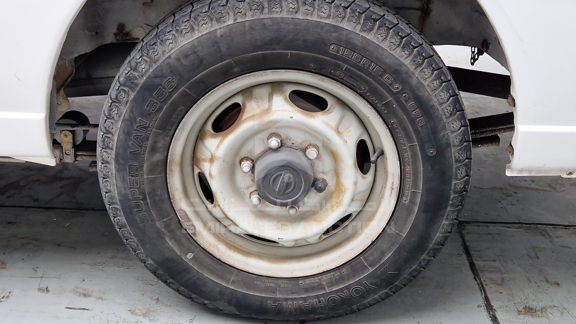 2004 NISSAN URVAN VIN: JN6FE52S44X406719