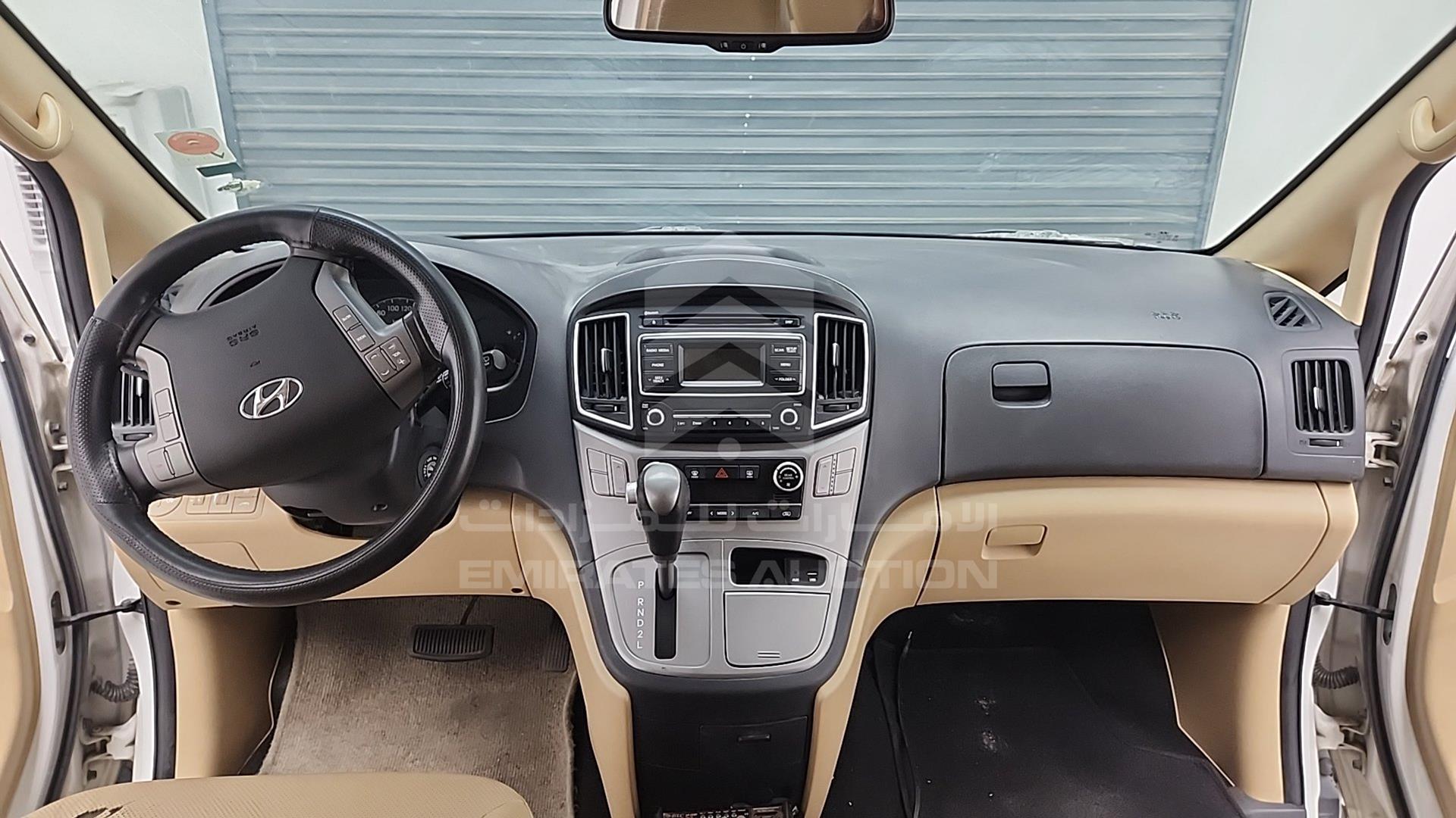 2018 HYUNDAI H1 VIN: KMJWA37R0JU946956
