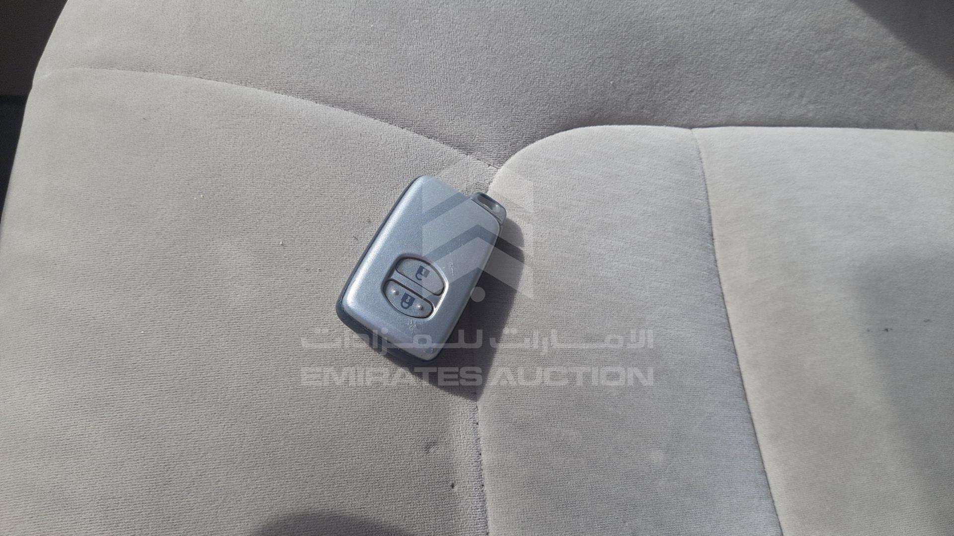 2013 TOYOTA LAND CRUISER VIN: JTMDU09J5D5065615