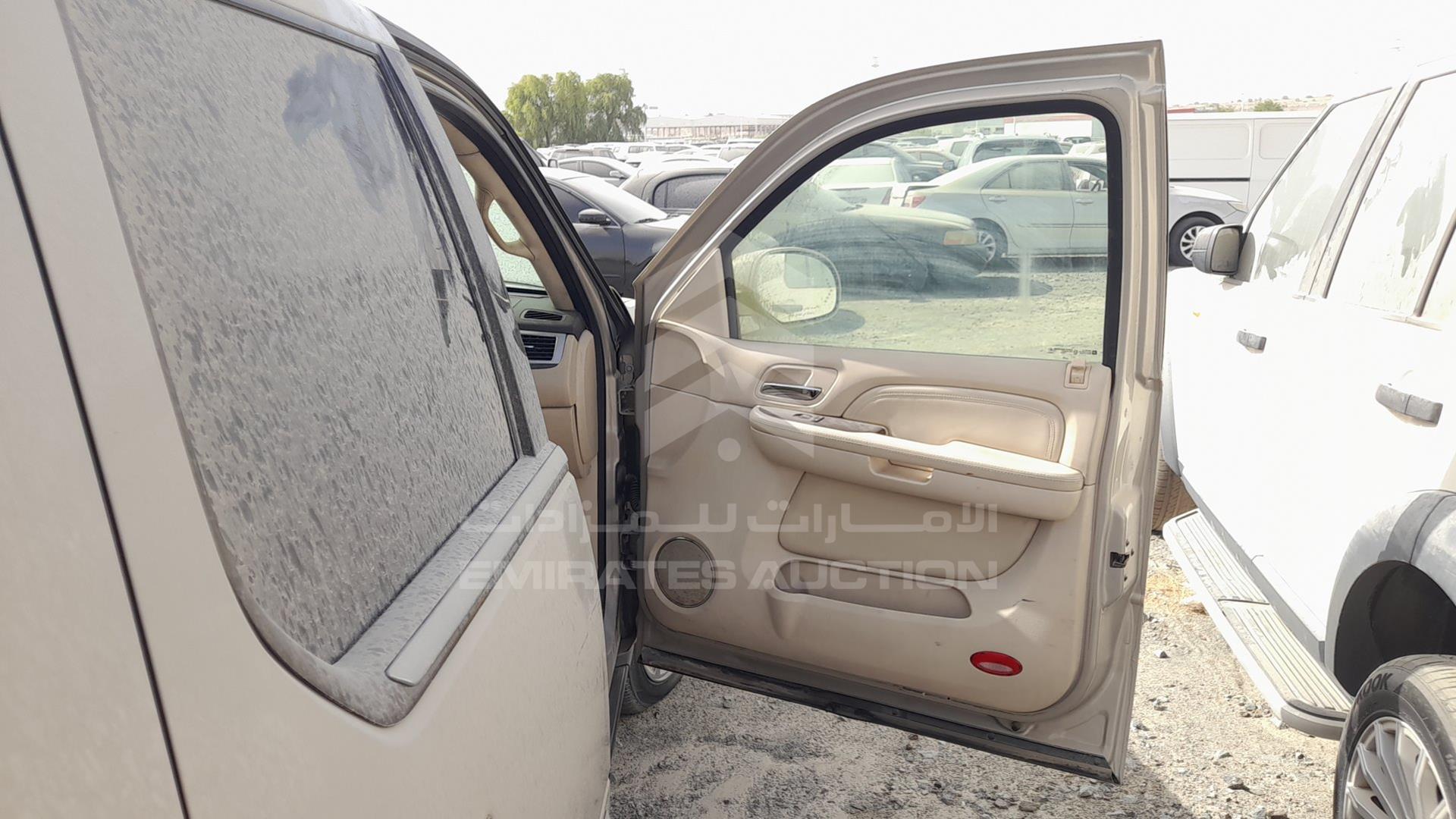 2008 CADILLAC ESCALADE VIN: 1GYFK63818R164058