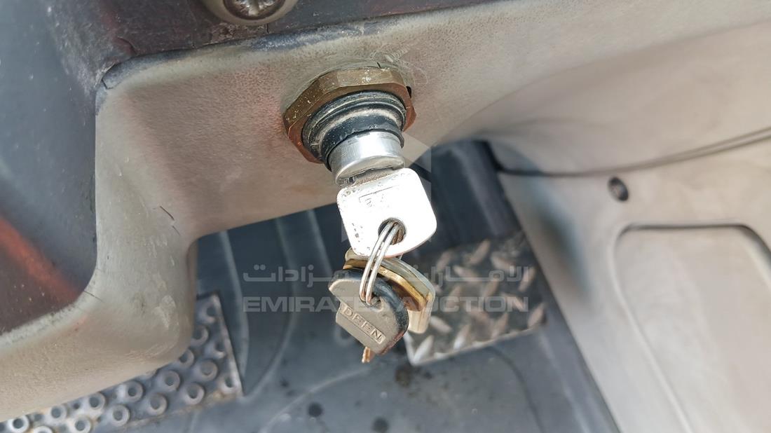 2009 Caterpillar TH414 — Keys — Photo 5