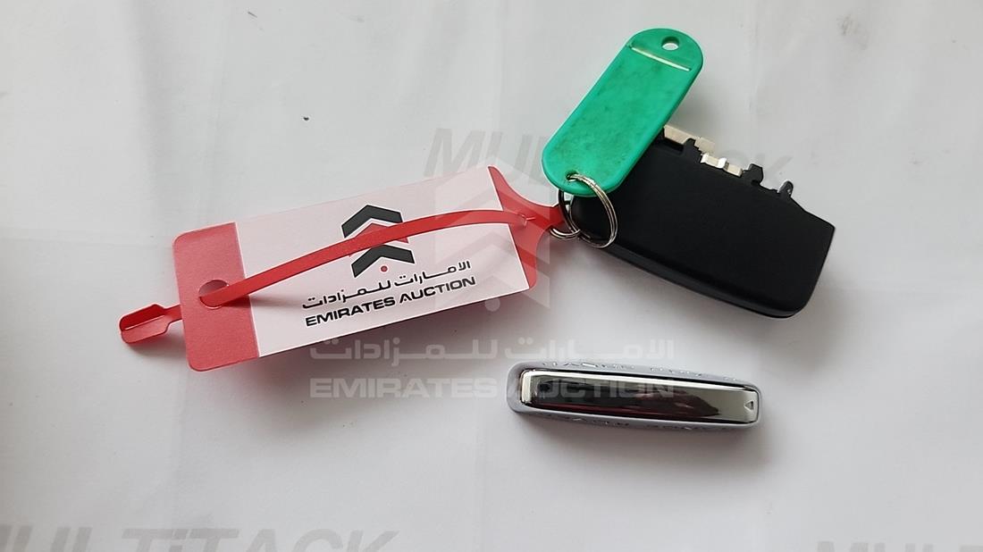2014 Range Rover Sport — Keys — Photo 7