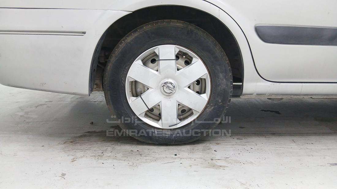 نيسان صني 2006 — الباب الخلفي الأيمن — صورة 43