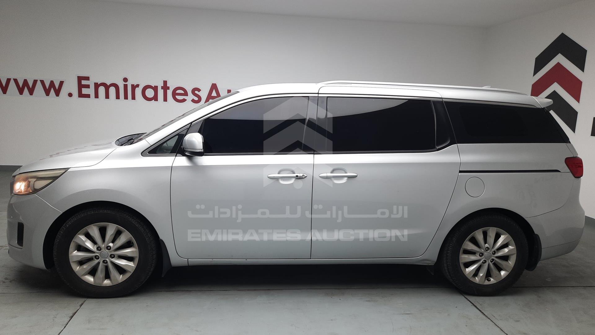 2016 KIA CARNIVAL VIN: KNAMC8126G6110112
