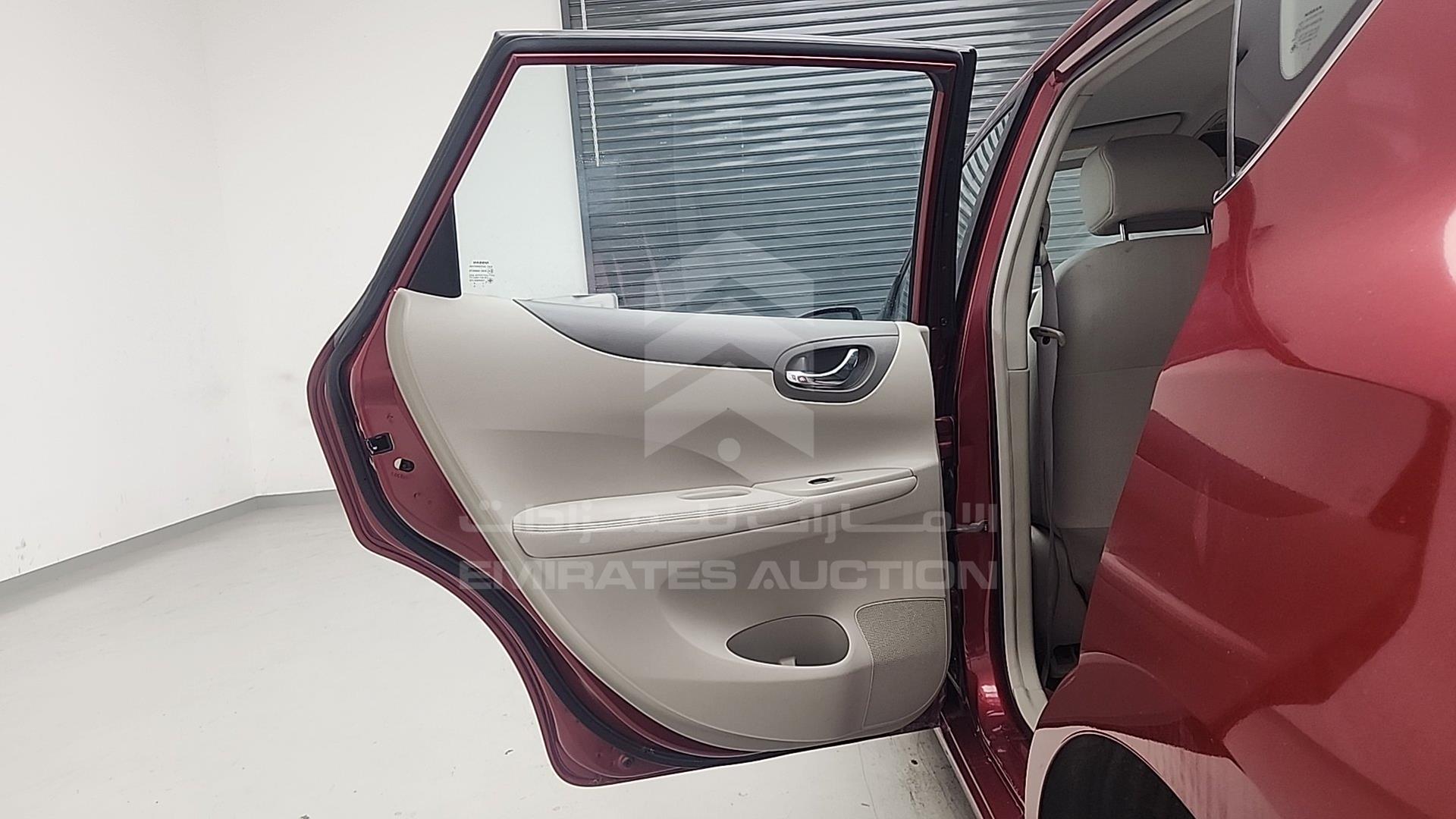 2016 NISSAN TIIDA VIN: MNTBC2C95G6008875