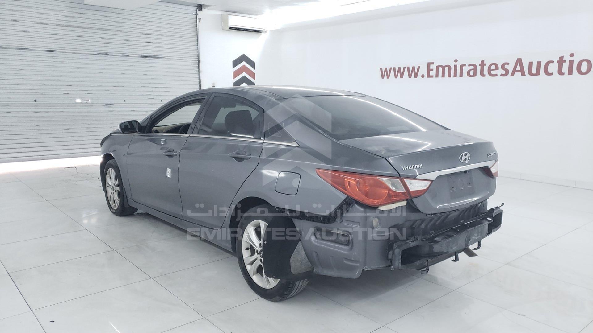 2012 HYUNDAI SONATA VIN: KMHEB41C3CA403156