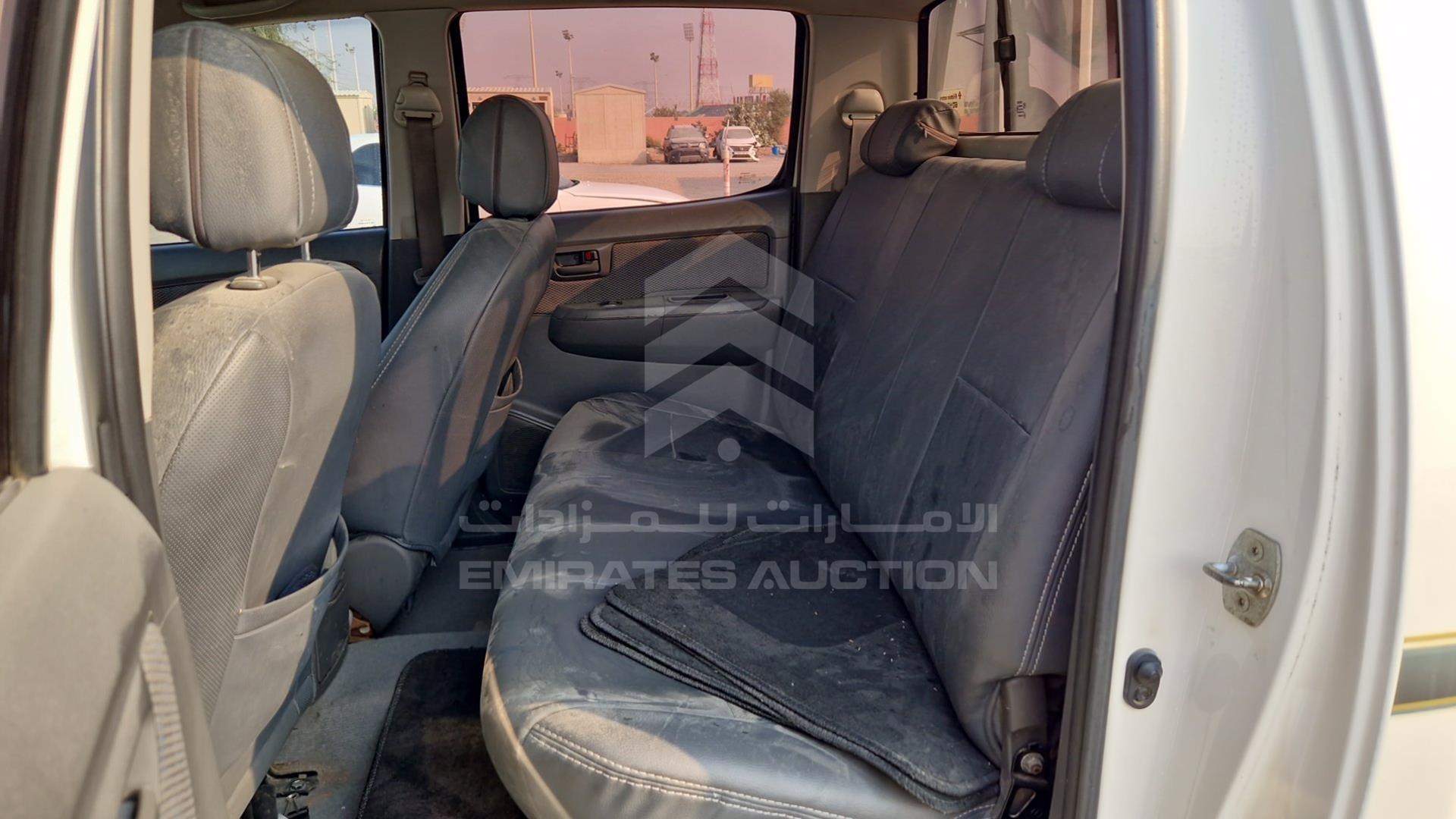 2015 TOYOTA HILUX VIN: MR0FX22G7F1144029