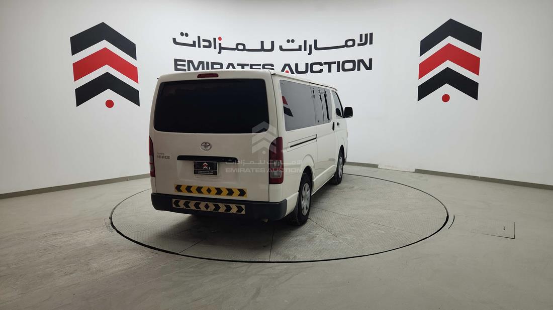 2013 Toyota Hiace — Rear Right Angle — Photo 9