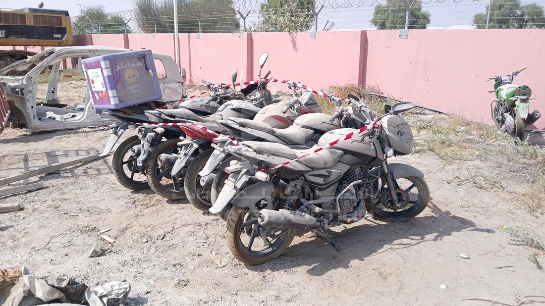 5 Motorbikes — Rear Right Angle — Photo 11