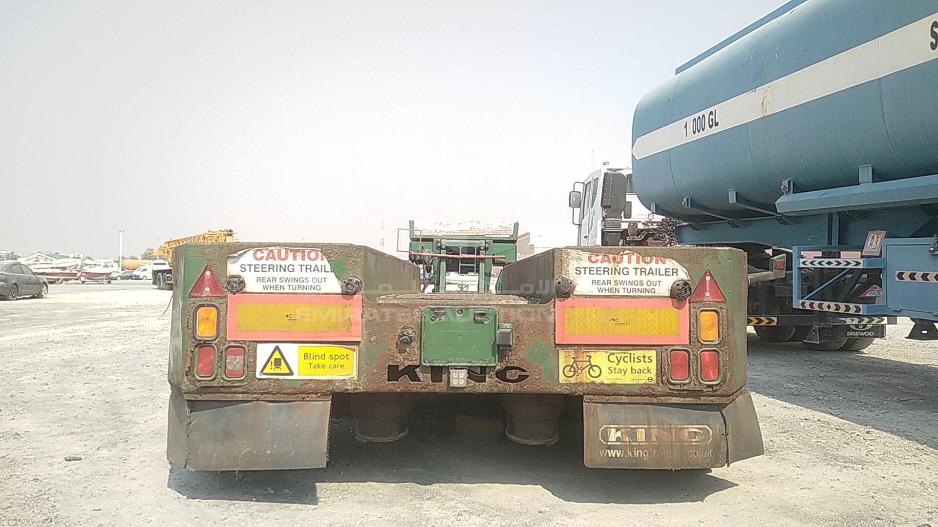 2005 LOW BED 3 AXLES VIN: SKMGTL70Z6KT10132