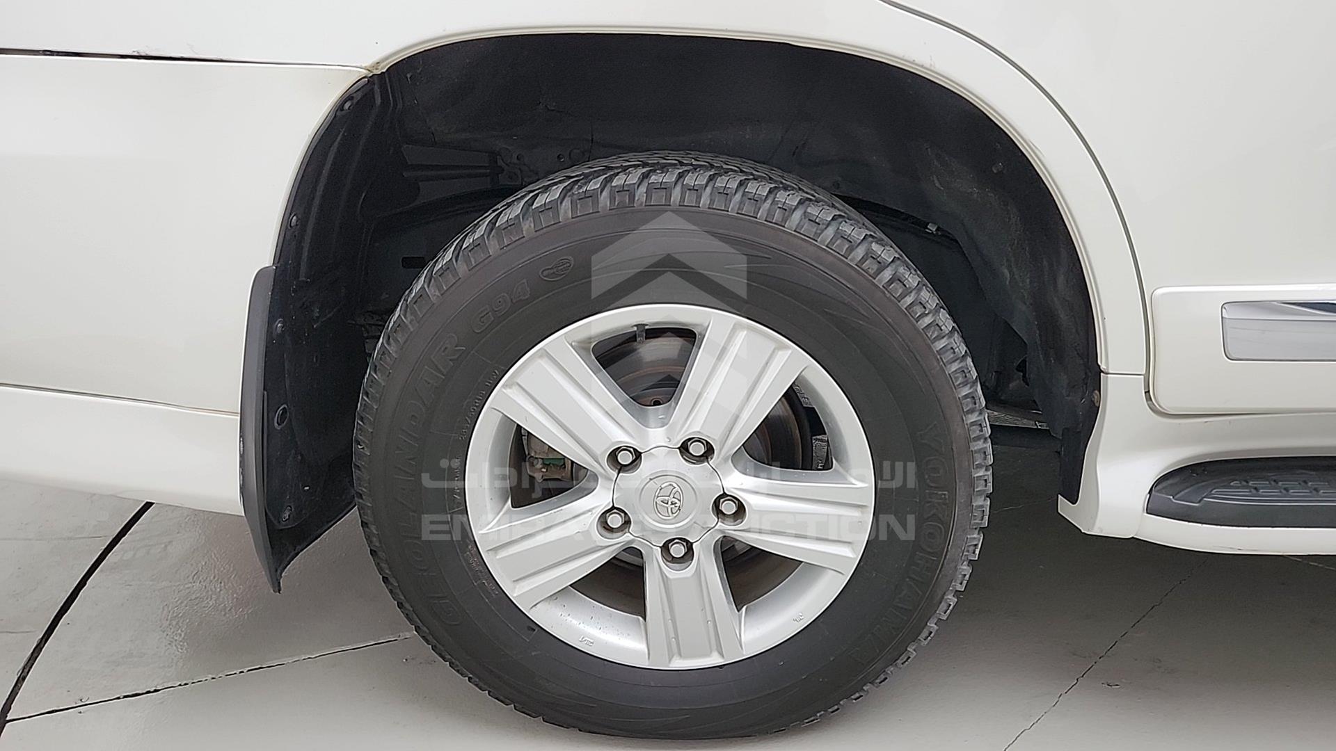 2013 TOYOTA LAND CRUISER VIN: JTMHV09JXD4095973