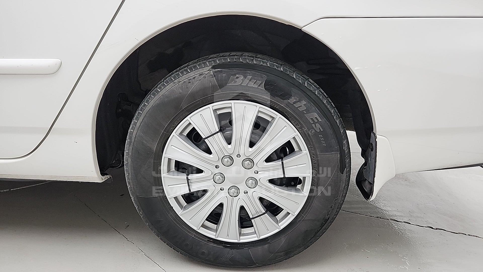2007 TOYOTA COROLLA VIN: JTDBR22E873215931