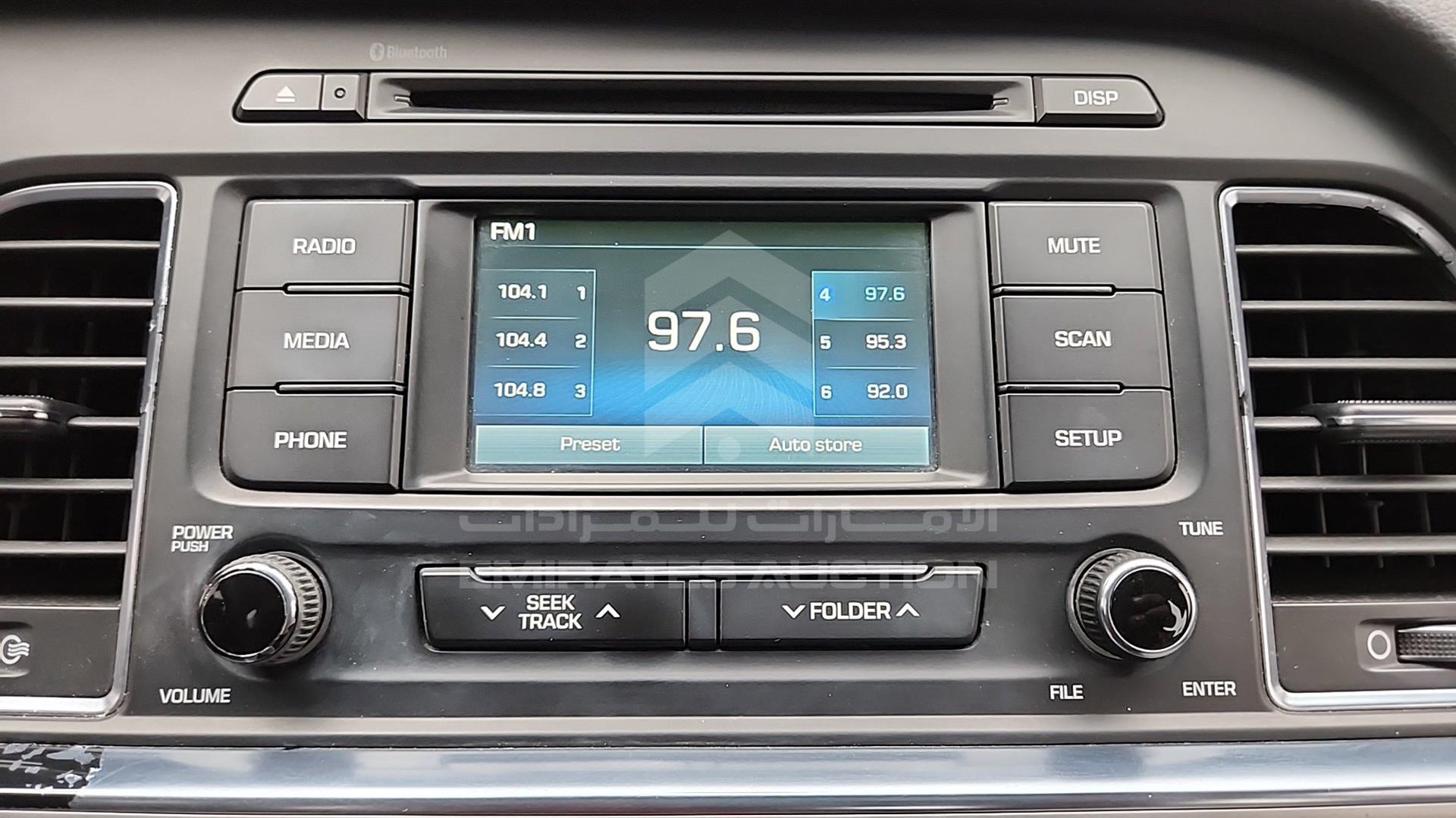 2015 HYUNDAI SONATA VIN: KMHE241G3FA055916