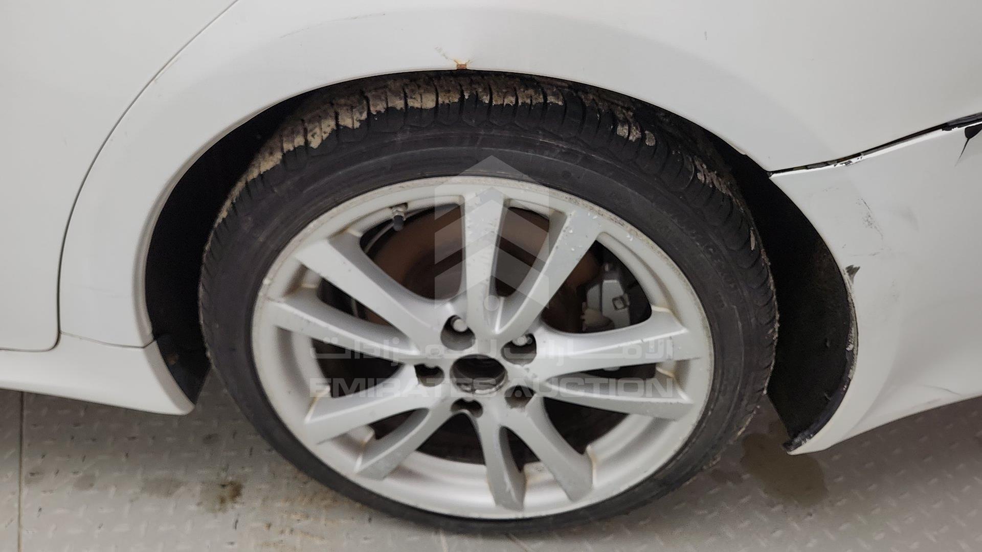 2007 LEXUS --- VIN: JTHBG262X72001369