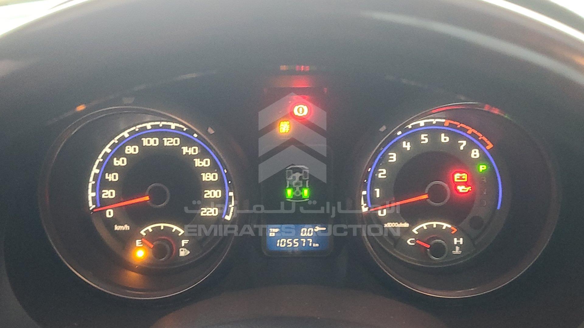 2011 MITSUBISHI PAJERO VIN: JMYLRV95WBJ704959