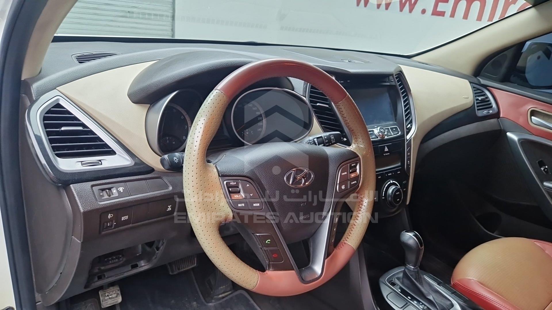 2014 HYUNDAI SANTA FE VIN: KMHSN81E4EU030097